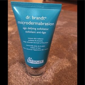 Dr Brandt Microdermabrasion age defying exfoliator